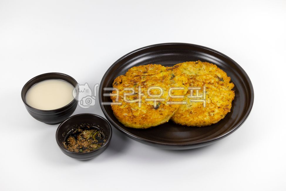 빈대떡,녹두빈대떡,막걸리,안주,명절음식,부침개