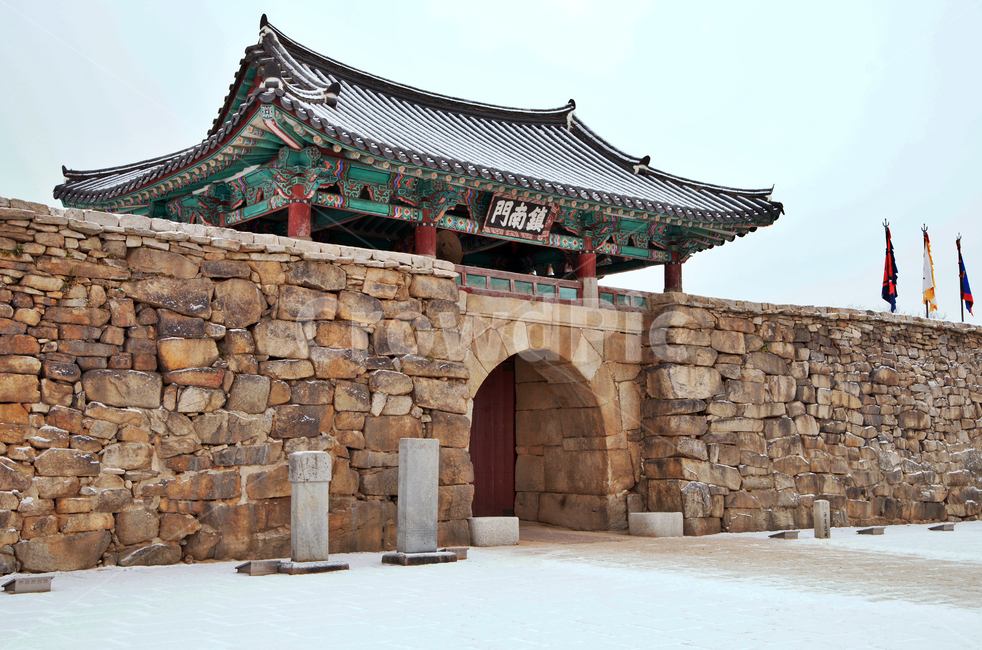 해미읍성,서산,성곽,성,조선시대,사적,문화재,천주교성지,진남문,성문,겨울,계절,winter,season,한국전통,한국문화,korean traditional,korean culture,건축물,건물외관,exterior,building,structure,architecture,construction