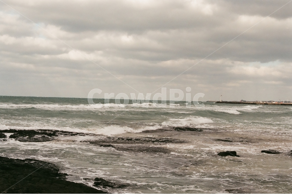 제주도,겨울바다,파도,필름사진,감성,자연,풍경,nature,landscape,한국자연풍경,한국자연경관,korea nature landscape,제주도,jeju,jeju island,감성,sensible,feeling,ocean,대양,sea,바다,outdoors,옥외,water,물