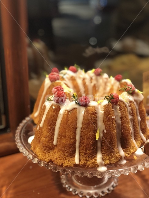 빵,브레드,케이크,당근케이크,케익,카페,라즈베리,산딸기,음식,식재료,요리,food,cook,meal,dishes,food reserves,디저트,간식,후식,dessert,snack
