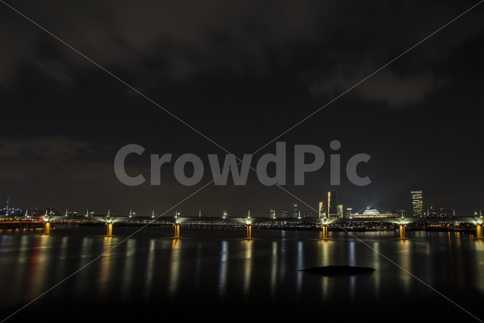 한강,한강야경,여의도,국회의사당,서울야경,도시,풍경,city,landscape,야경,밤,nightscape,night,water,물,waterfront,워터 프론트,pier,교각,port,포트