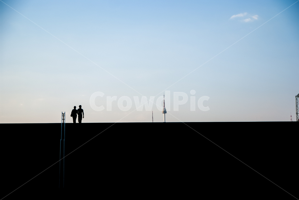 실루엣,연인,남산,하늘,커플,couple,도시,풍경,city,landscape,한국도시풍경,한국도시경관,korea cityscape,랜드마크,landmark,tourist attraction,한국랜드마크,한국관광지,한국명소,korea landmark,korea tourist attraction,사람,인물,인간,human,person,연인,커플,사랑,lover,couple,인물실루엣,사람실루엣,character silhouette,human silhouette,silhouette