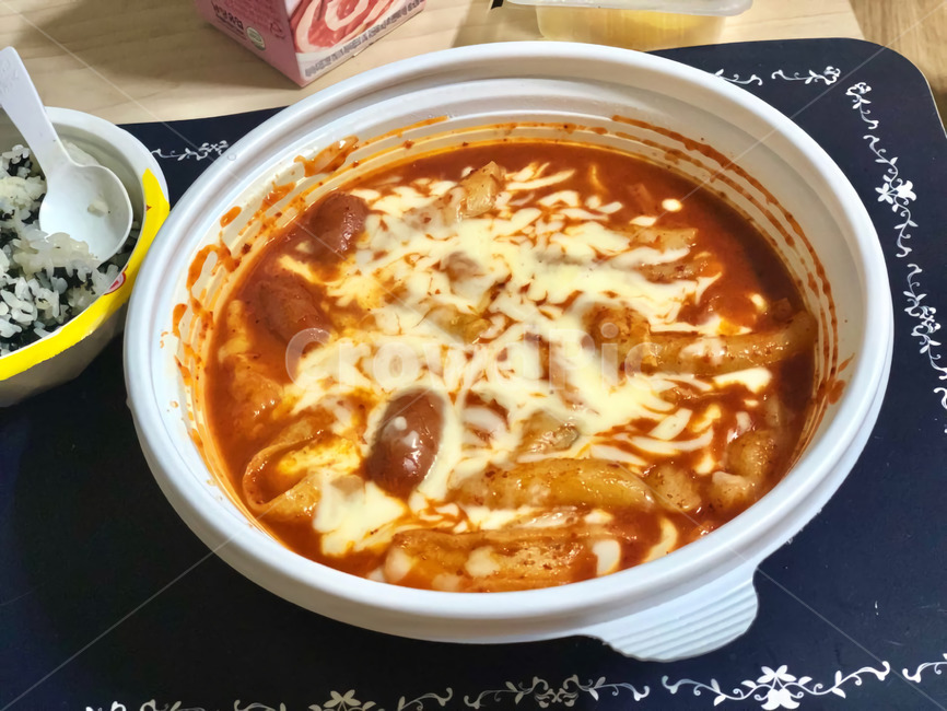 떡볶이,엽기떡볶이,치즈떡볶이,매운떡볶이,요리,시가,식품,매운음식,한국음식,음식,food,meal,dishes,빨간색,bowl,사발,식사,dish,cook,음식,식재료,요리,food,cook,meal,dishes,food reserves