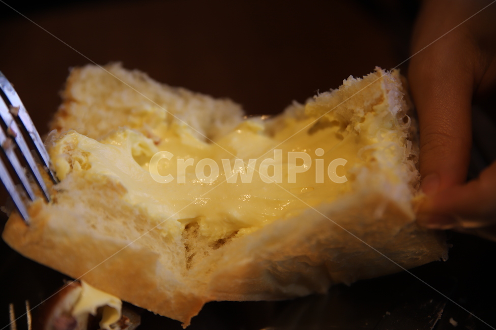 카페,빵,커피,브런치,cafe,coffee,bread,음식,식재료,요리,food,cook,meal,dishes,food reserves,빵,bread,디저트,간식,후식,dessert,snack