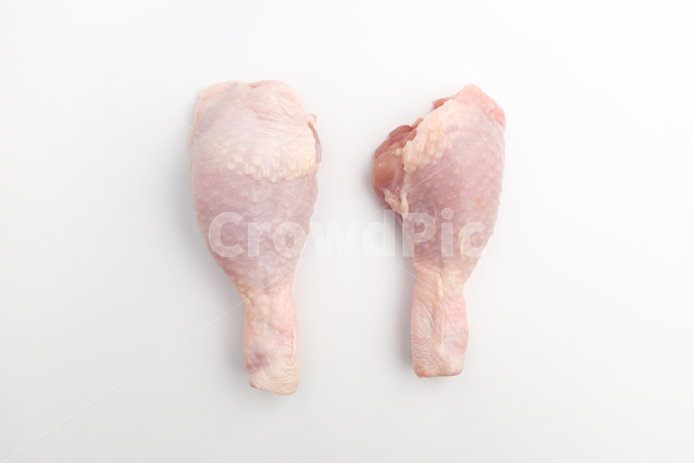 닭,생닭,손질된닭,닭껍질,닭다리,재료,식재료,음식재료,요리,고기,닭고기,날것,식품,음식,클로즈업,식용,닭뼈,맛있는,기름진,고소한,담백한,단백질