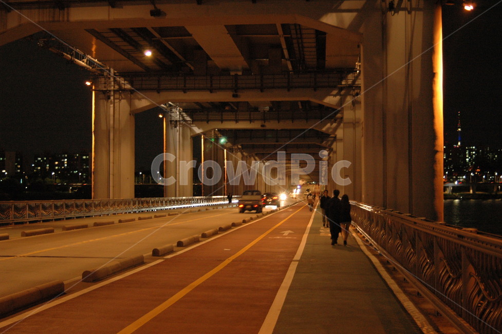 road,도로,잠수교,한강,다리,야경,보행로