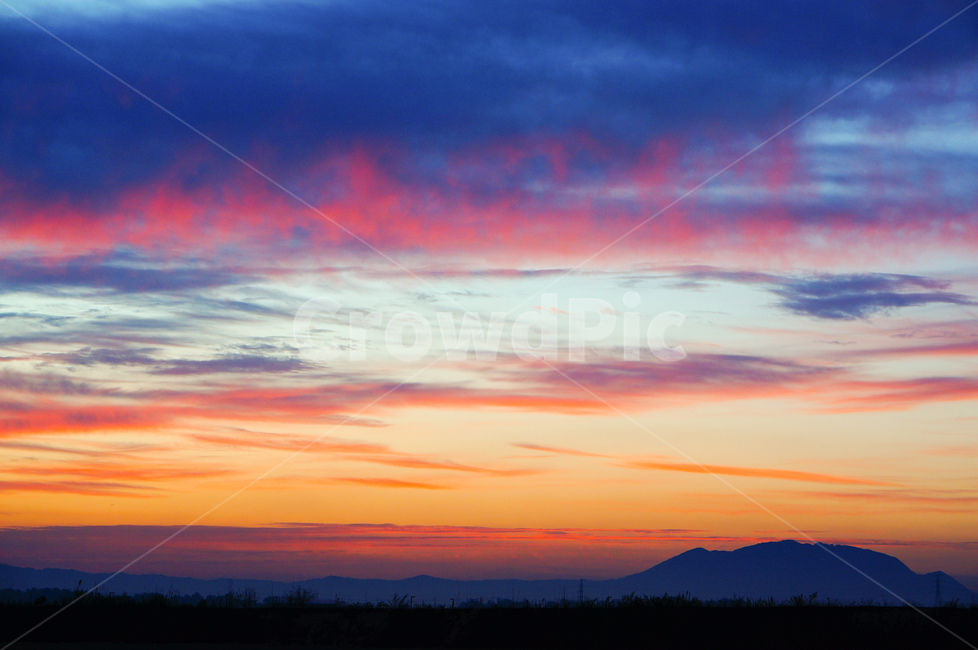노을,하늘,구름,일몰,풍경,nature,자연,outdoors,옥외,sky,dawn,새벽,red sky,붉은 하늘,sunset,dusk,황혼