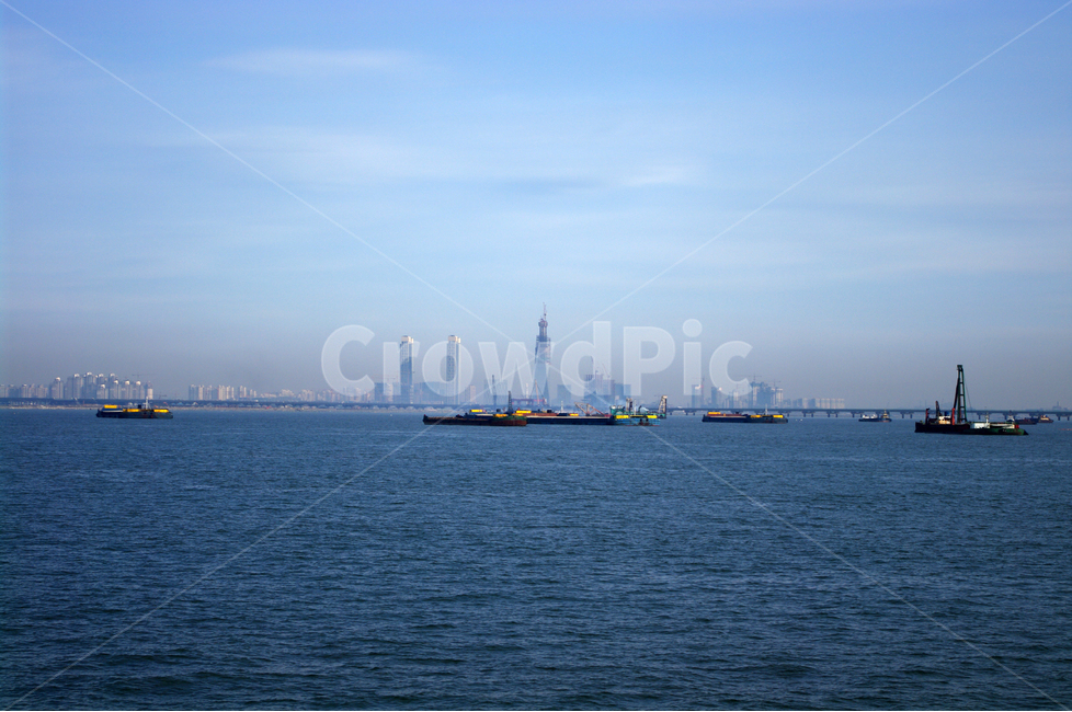 바다,sea,서해,푸른,하늘,도시,인천,한국,자연,풍경,nature,landscape,transportation,교통,boat,보트,vehicle,차량,watercraft,선박