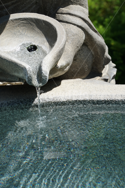 분수,돌분수,분수대,식수대,식수,물,마시는물,먹는물,water,drinkingwater,fountain