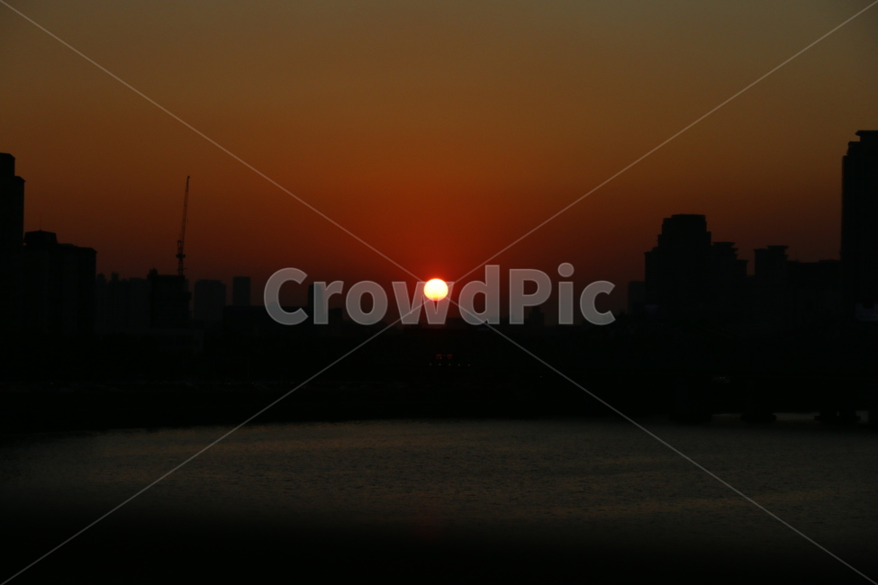 nature,자연,outdoors,옥외,sky,하늘,dusk,황혼,sunset,일몰,redsky,붉은하늘,dawn,새벽,sunlight,햇빛,노을,자연,풍경,nature,landscape,red sky,붉은 하늘