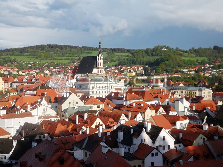Foreign city scenery,Eastern Europe,building,ceskykrumlov,Overseas cityscape,easterneurope,czechrepublic,steeple,spire,worldcitylandscape,cesky,tower,architecture,roof,Czech Republic,outdoors,world cityscape,overseascitylandscape,foreigncitylandscape,Cesk