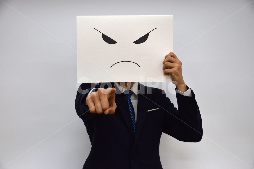 종이얼굴,사업,이모티콘,소통,생활,비지니스,모자이크,스케치,비즈니스,남자,남성,사람,얼굴,표정,의사소통,가면,마스크,종이,표현,감정,일상,화,상사,직장,스트레스,회사,사람,인물,인간,human,person,얼굴표정,facial expression,face,감정표현,기분,feeling,emotion,비즈니스,사업,business,service,work,연출,컨셉,콘셉,direction,concept