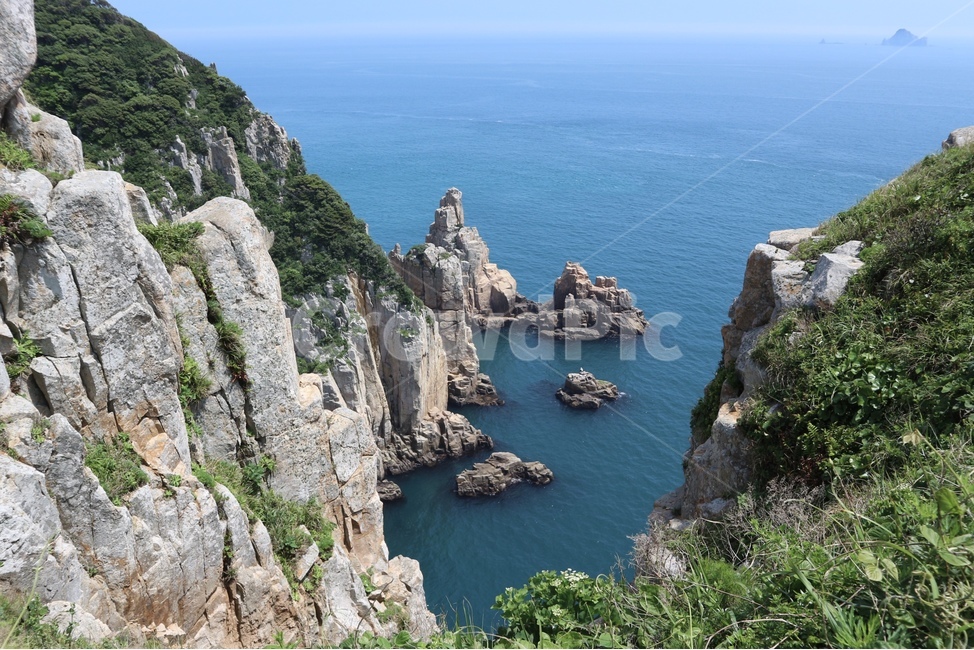 섬,바다,소매물도,바위,풍경,통영,거제,등산,자연,풍경,nature,landscape,한국자연풍경,한국자연경관,korea nature landscape,cliff,낭떠러지,outdoors,옥외,promontory,곶,land,땅,shoreline,해안선,water,물,ocean,대양,sea