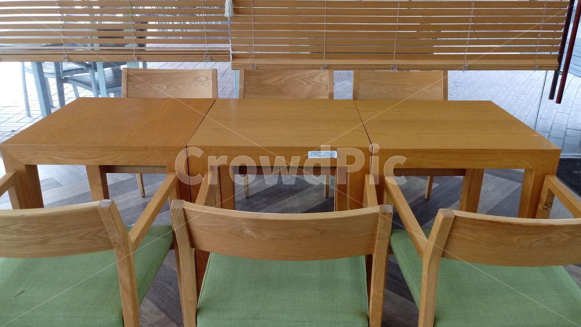 탁자,의자,가구,나무,wood,chair,실내,블라인드커튼