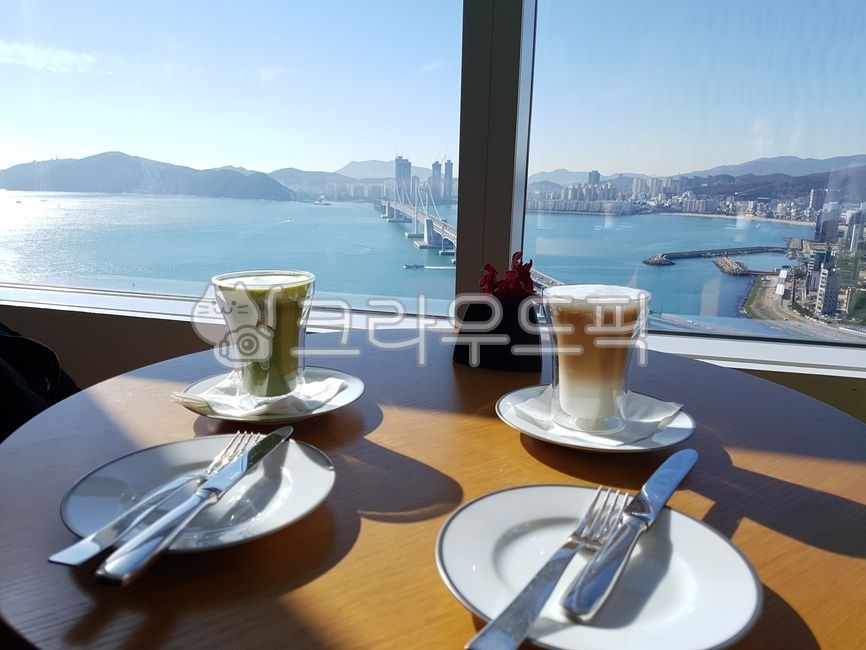 rest,hotel coffee,Hotel dessert,staycation,luxury dessert,afternoon tea,cafe,dessert,busan,Hotel Lounge,Hotel Cafe,coffee,hotel,sweet