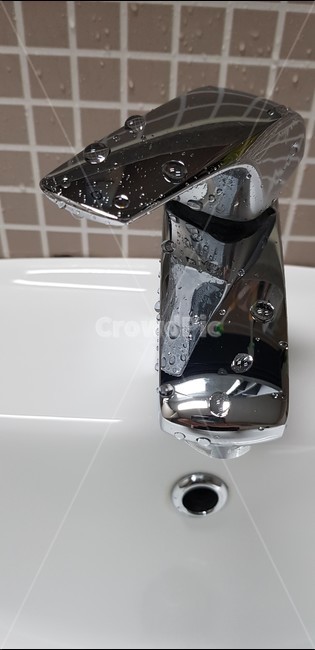 washbasin faucet,washstand,Wash basin cleaning,water tap,restroom