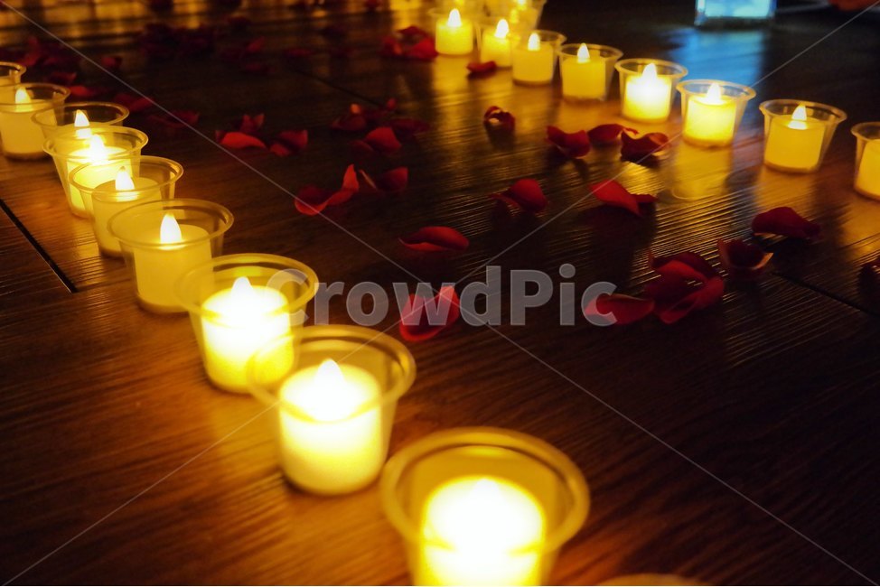이벤트,사랑,장미,촛불,연인,기념일,연애,조명,양초,캔들,행복,love,rose,candle,결혼,청혼,프로포즈,연인,커플,사랑,lover,couple,감정표현,기분,feeling,emotion,기념일,축하,anniversary,congratulation,celebrate,celebration