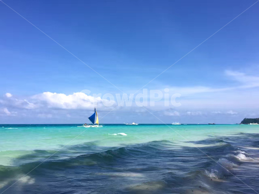sea,바다,nature,자연,ocean,대양,파란하늘,에메랄드빛,자연,풍경,nature,landscape,outdoors,옥외,water,물,vehicle,차량,boat,보트,transportation,교통