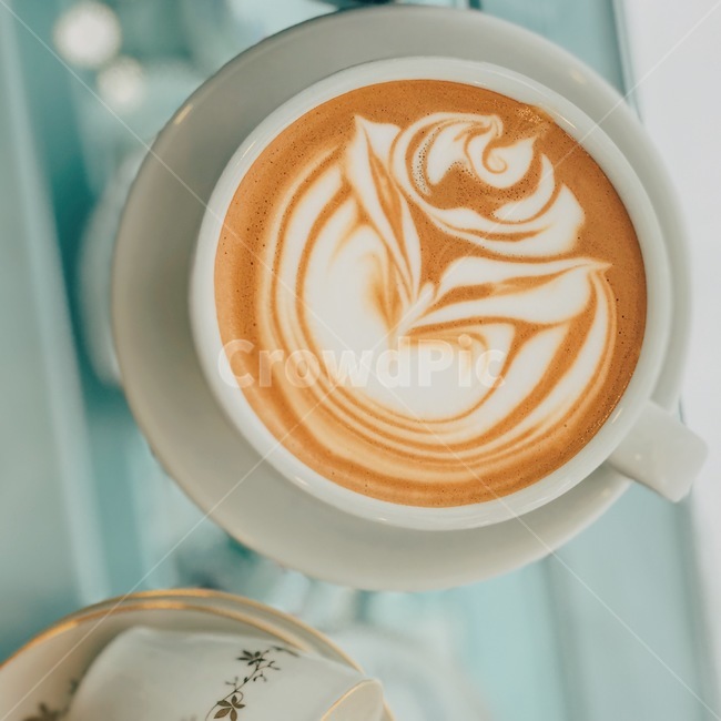 카페라떼,라떼아트,커피,카페,모닝커피,커피,카페,coffee,cafe,감성,sensible,feeling