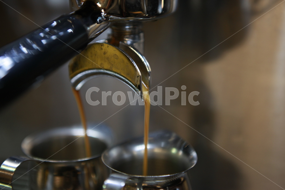 에스프레소,추출,커피,투샷,카페,머신,커피머신,샷잔,컵,커피컵,coffee,coffeecup,cup,커피,카페,coffee,cafe
