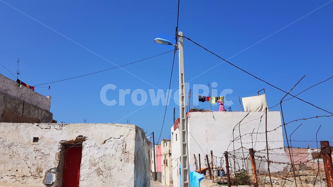 맑은하늘,모로코풍경,사피풍경,모로코생활,골목길,빨래널기,모로코,작은도시,lifestlye,hangingclothes,narrowpathway,safi,morocco,bluesky,해외,외국,세계,foreign,oversea,world