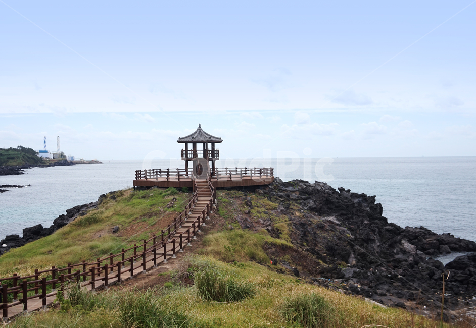 전망대,바다전망대,언덕,오션뷰,oceanview,해변가,해변,맑은바다,바다언덕,언덕위,바다가보이는,여름바다,겨울바다,제주바다,풍경,자연,풍경,nature,landscape,한국자연풍경,한국자연경관,korea nature landscape,제주도,jeju,jeju island,water,물,outdoors,옥외