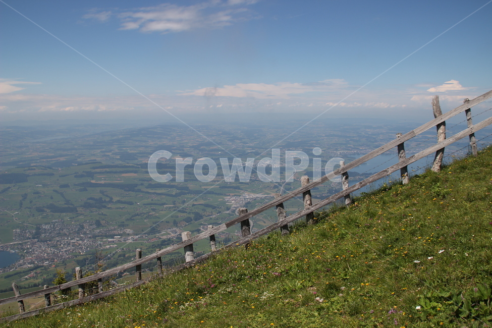 스위스,리기산,산,swiss,rigimountain,mountain,자연,풍경,nature,landscape,해외,외국,세계,foreign,oversea,world,세계자연풍경,해외자연풍경,외국자연풍경,world nature landscape,handrail,난간,banister,building,건물,bridge,다리