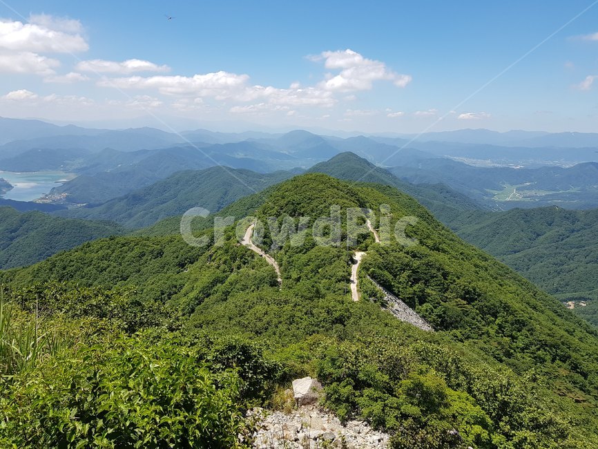 산,산정상,풍경,구름,깨끗한하늘,합천,경상남도,오도산,자연,풍경,nature,landscape,한국자연풍경,한국자연경관,korea nature landscape,outdoors,옥외,hill,언덕