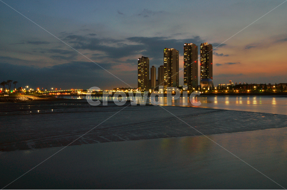 월곶,포구,썰물,갯벌,시흥,아파트,야경,야경,밤,풍경,nightscape,night,landscape,도시,city,한국도시풍경,한국도시경관,korea cityscape,metropolis,중심지,building,건물,시티,town,urban,어반,office building,사무실 건물
