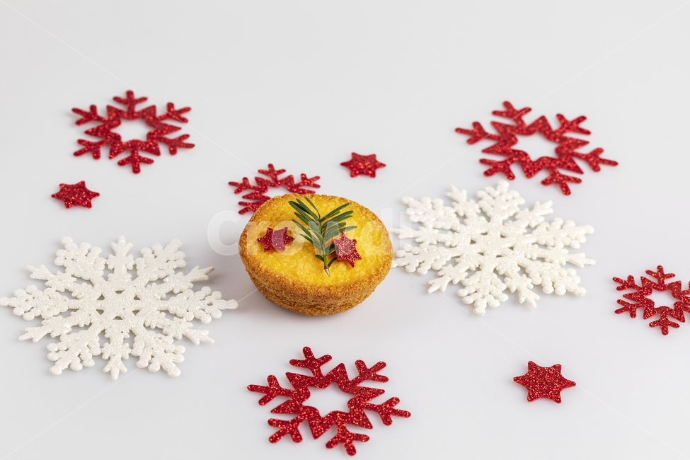 크리스마스,눈꽃,트리,장식,잎,별,빵,주목나무잎,메리크리스마스,성탄절,merry christmas