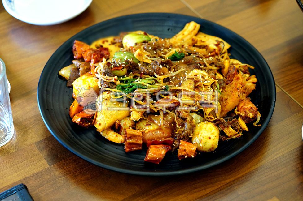 마라상궈,마라샹궈,마라,매운맛,중국음식,food,음식,meal,식사,dish,마라탕,접시,platter,플래터