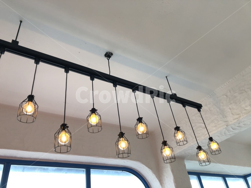 조명,인테리어,레일전등,천장,led전구,건물,이쁜조명,레일,인테리어,실내디자인,interior design