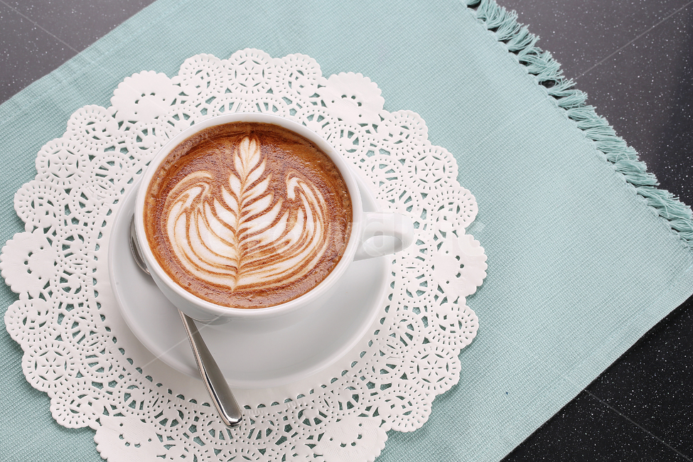 tableware,cafe mocha,mixed coffee,food styling,barista,Coffee,bowl,coffee beans,tea,coffee cup,beverage,caramel macchiato,diet,cook,morning coffee,cup of coffee,food,coffee art,cafe,dessert,coffee,Americano,tea cup,coffee machine