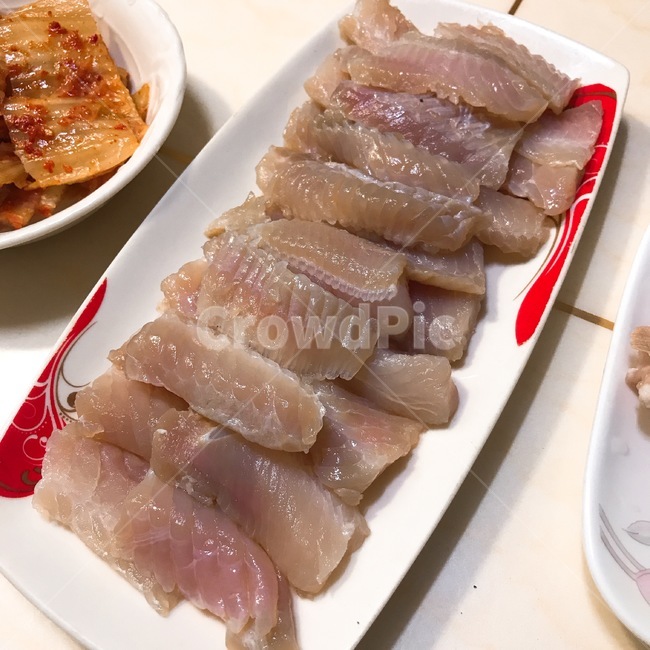 홍어,음식,회,food,fish,식사,음식,식재료,요리,food,cook,meal,dishes,food reserves,수산물,해산물,fishery products,seafood