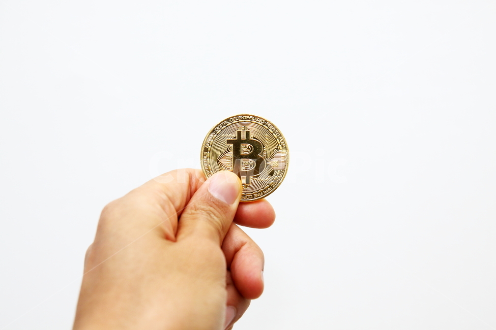 cryptocurrency,investor,invest,virtual currency,bitcoin,electronic commerce