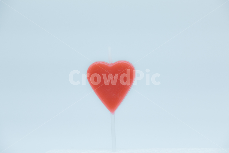 성냥,초,하트,기념,촛불,♥,iloveyou,you,i,heart,사람없음,컨셉,표현,느낌,분위기,빨강색,배경,기념일,불,캔들,연인,couple,축하,오브젝트,물건,양초,밤,커플,love,감정표현,기분,feeling,emotion,누끼,remove background