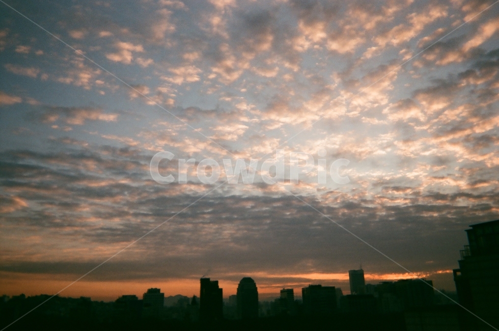 구름,해돋이,풍경,하늘,건물들,film,필름,sun,sunrise,newyear,필름사진,sky,겨울,winter