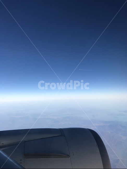 항공,비행,비행기,하늘,구름,air,blue,sky,여객,이륙,착륙,여행,출발,날개,색감,컨셉