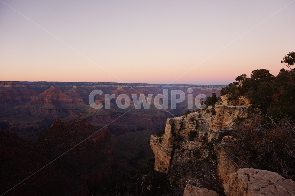 mountain,산,nature,자연,outdoors,옥외,야외,usa,america,grandcanyon,rocks,rock,tree,trees,sky,미국,아메리카,그랜드캐년,바위,나무,하늘