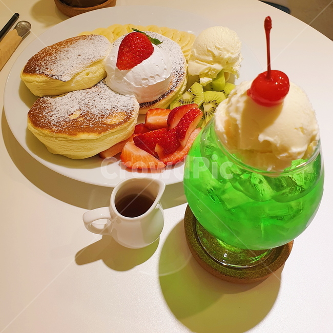 카페,음식,수플레,딸기,에이드,음식,식재료,요리,food,cook,meal,dishes,food reserves