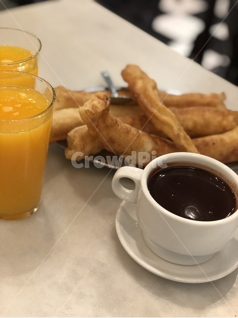 츄러스,추로스,초코,핫초코,세비야,유럽맛집,음식,디저트,오렌지주스,drink