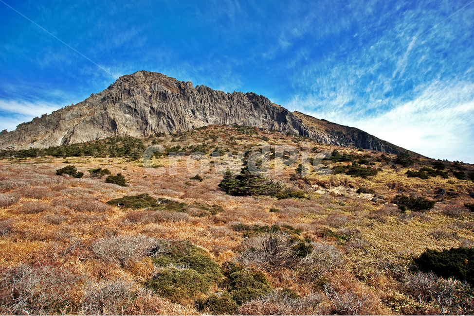 남벽,제주도,한라산,가을,암벽,돈내코코스,계절,자연,풍경,nature,landscape,한국자연풍경,한국자연경관,korea nature landscape,제주도,jeju,jeju island,outdoors,옥외,hill,언덕