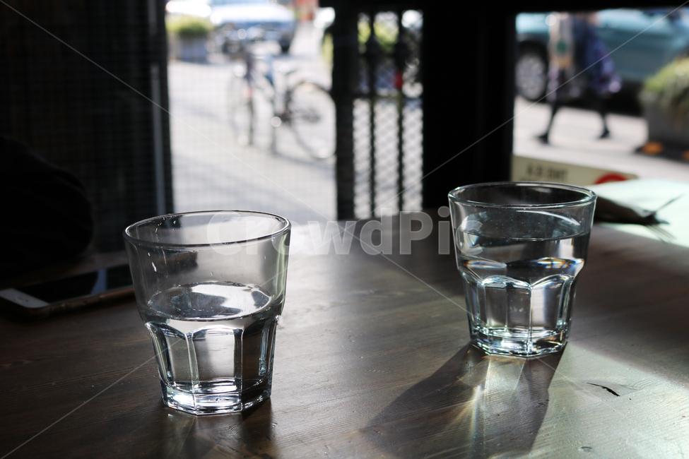 glass,water,sunshine,물컵,물잔,유리잔,유리컵,유리,물,컵,햇살,음료수,drink,beverage