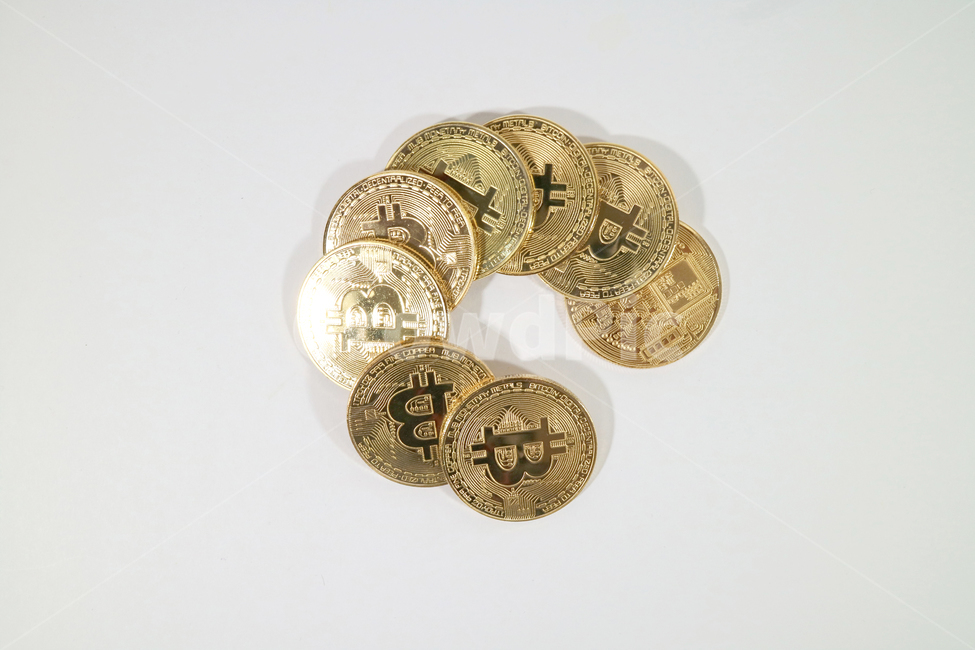 비트코인,가상화폐,암호화폐,블록체인,돈,동전,금융,경제,암호,디지털,온라인,화폐,오브젝트,누끼,금화,금융,돈,finance,banking,money,누끼,remove background