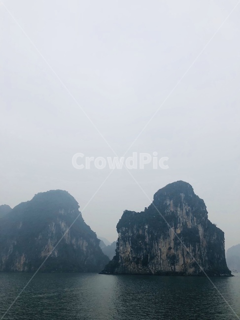 자연,sea,나라,물,water,대양,ocean,바다,land,낭떠러지,cliff,하롱베이,베트남,하노이,해외,곶,강
