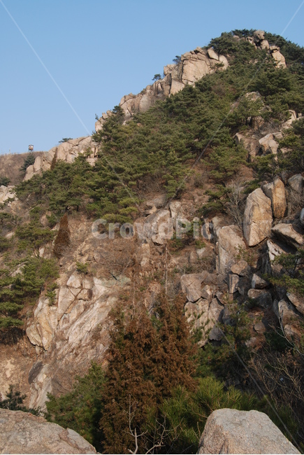화왕산,창녕화왕산성,비들재,등산로,능선,치유,여행,돌,산행,힐링,자연,동행,등산,계절,한국,한국명산,한국등산,풍경,나무,하늘,바람,땅,자연,풍경,nature,landscape,한국자연풍경,한국자연경관,korea nature landscape,cliff,낭떠러지,outdoors,옥외