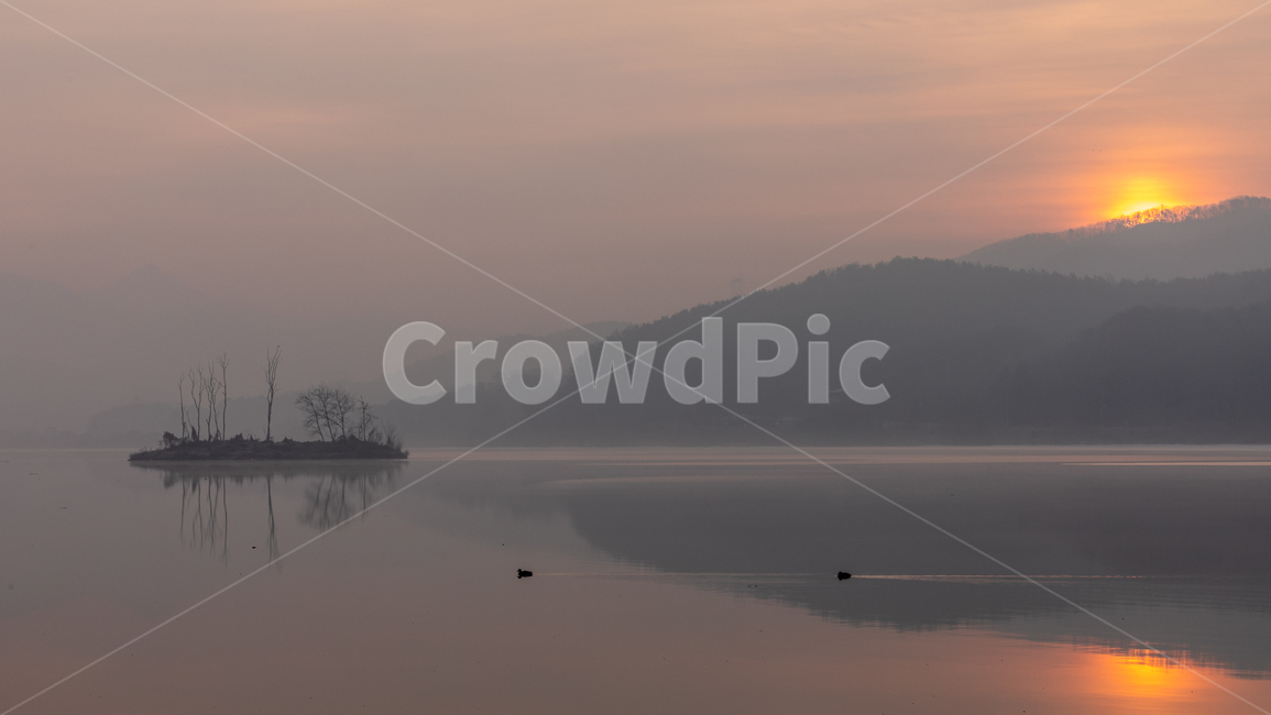 경기도,양평군,두물머리,아침,강,여명,canon5dmarkiv,안개,자연,풍경,nature,landscape,한국자연풍경,한국자연경관,korea nature landscape,outdoors,옥외,vehicle,차량,boat,보트,transportation,교통