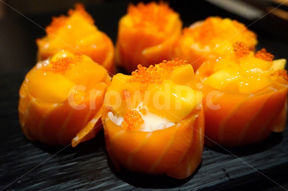 여행,음식,초밥,맛집,식재료,연어,요리,홍콩,food,음식,식재료,요리,food,cook,meal,dishes,food reserves,수산물,해산물,fishery products,seafood,일식,일본음식,일본요리,Japanese food,Japanese dishes,Japanese meal,Japanese cook,색깔,색상,색채,색감,color sense,color sensitivity,feeling of color