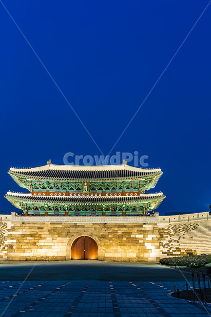 숭례문,남대문,국보제1호,전통건축물,architecture,건축물,야경,문화유산,목조건축물,풍경,감성