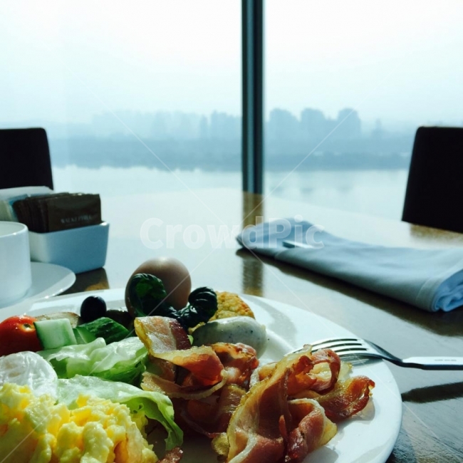 브런치,베이컨,샐러드,계란,바깥풍경,맛있는,음식,푸드,food,음식,식재료,요리,food,cook,meal,dishes,food reserves,아침식사,조식,브런치,breakfast,brunch